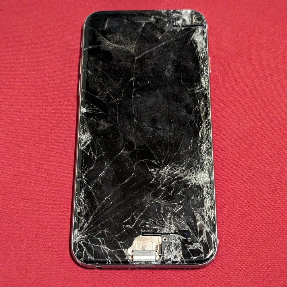 iPhone 6 (A1549) - 32 GB #38 (For parts)***